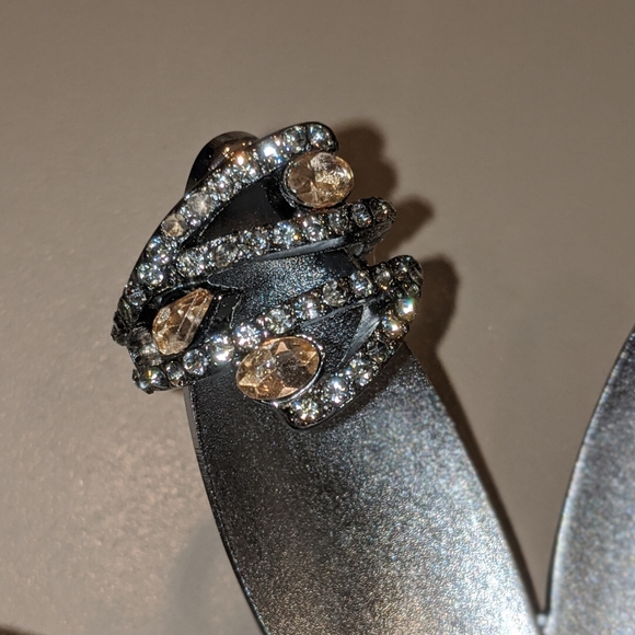 🦄2 for $15🦄 Cute Ring - Picture 4 of 4